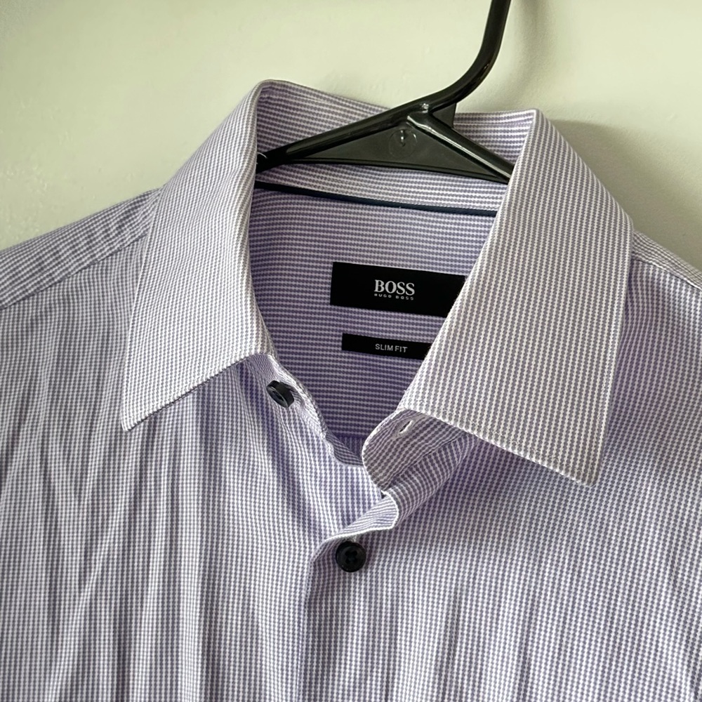 Hugo Boss Dress Shirt in 15” neck, slim fit, gently used